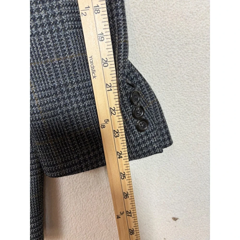 Jos A Bank Corporate Collection Mens Grey Plaid Wool Blazer Sport Coat Sz 48